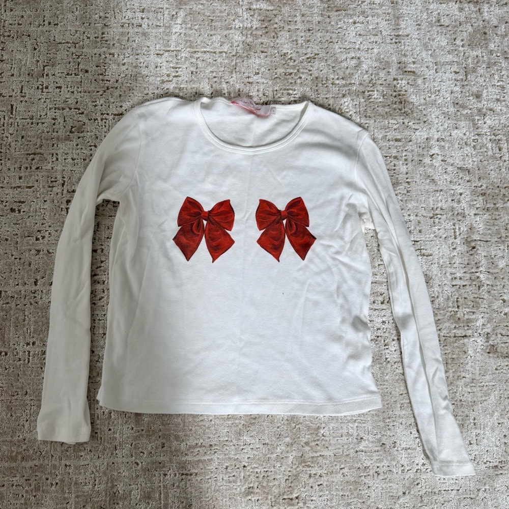 Lisa Says Gah White Long Sleeve with Red Bows